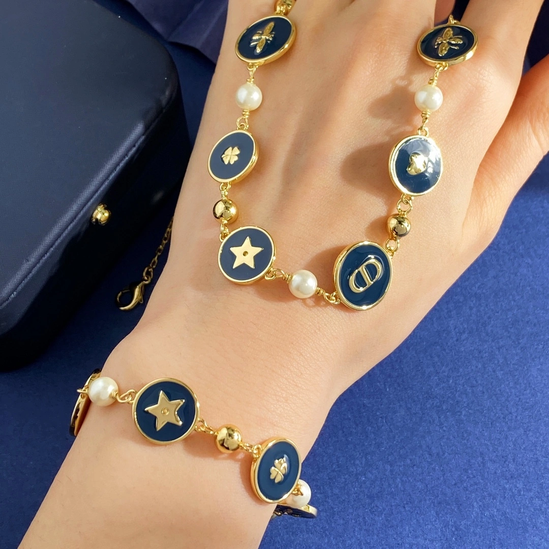 Barbara--4ior Bracelet16.2g；necklaces23.4g item:E-S092I2038H